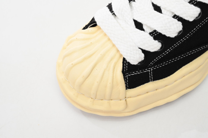 MIHARA YASUHIRO Black And White Characters MMY-029