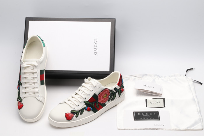 G*u*i low-top sneaker