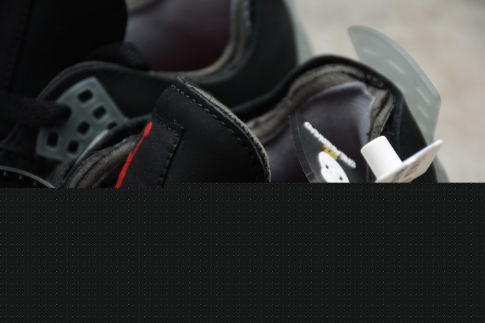 Off White x Air Jordan 4 Retro Bred CV9388-001