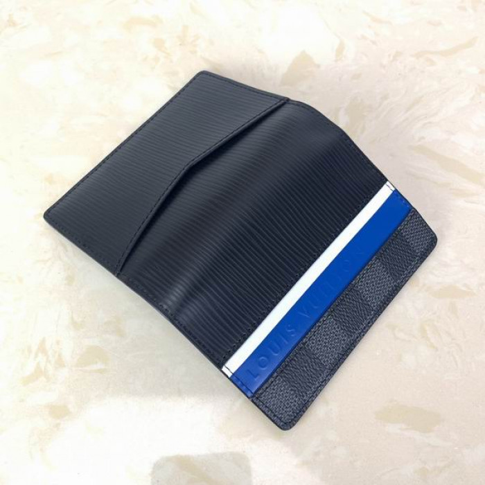 LOUI VUITTO WALLET M69536 11*8*1